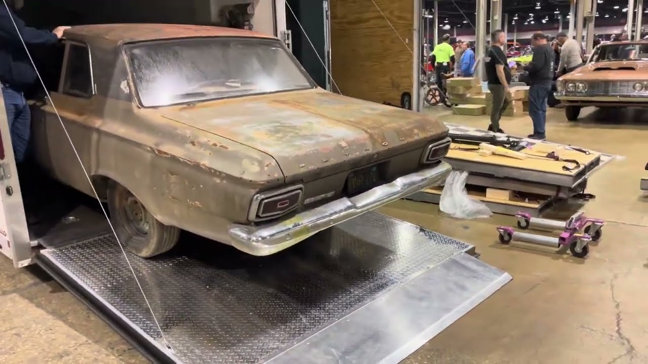 Barn Find: 1964 Plymouth Fury steel nose Super Stock 426