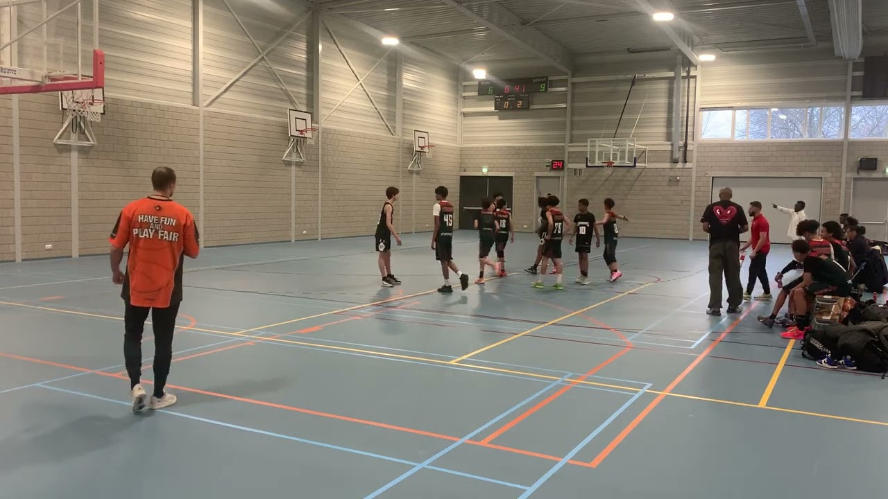  Warriors VS Apollo 1ste helft