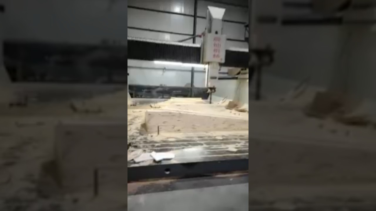 Large format CNC Wood Boatworks Hull pattern milling machine