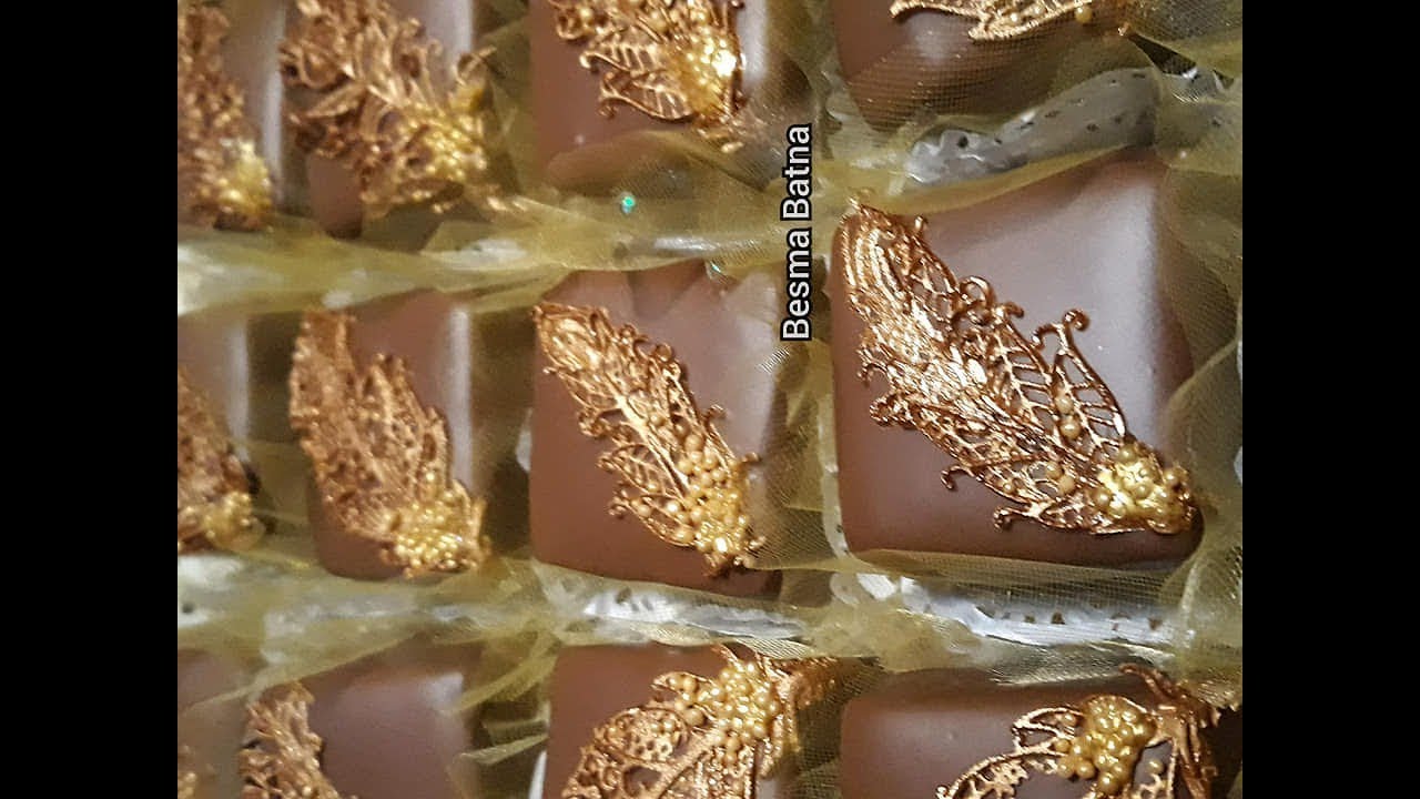 حصريا حلوة الريشة الذهبية المذهلة مع نصايح في تنظيم الوقت مع الطلبيات لمشروع حلويات ناجح من البيت