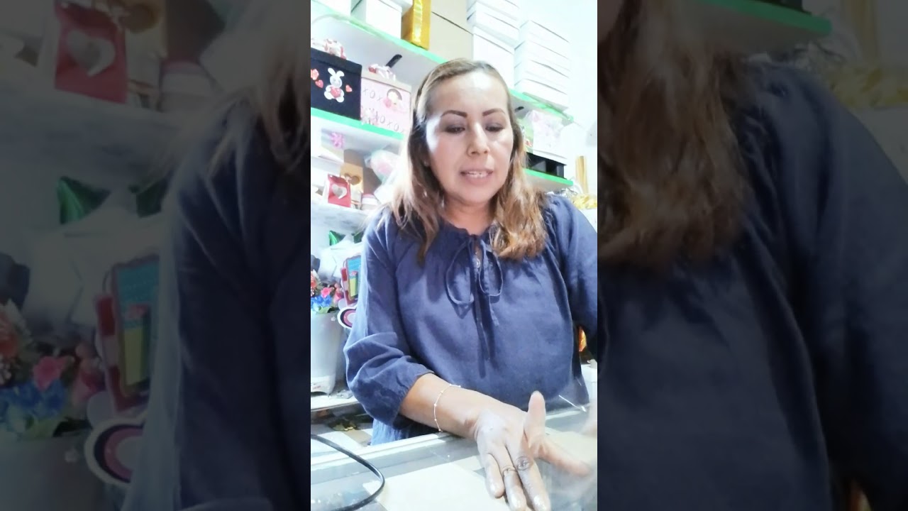 Caja tipo cilindro con acetato