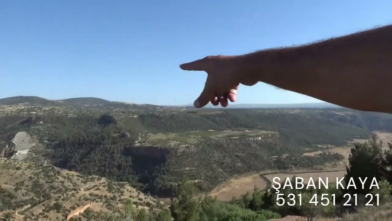 Satılık 3,300 m2 yol kenarı köye yakın manzaralı tarla-Denizli Bekilli yeşiloba