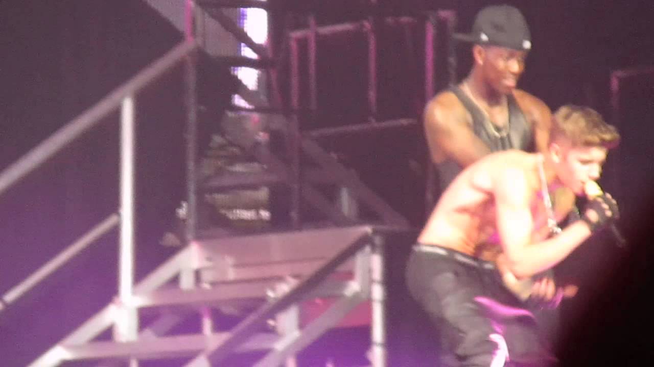 Justin Bieber - Baby (Buffalo 7.15.2013)