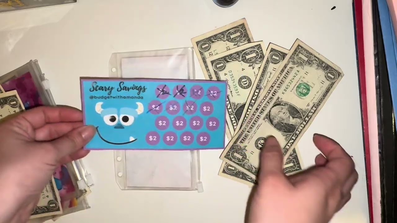 Let’s cash stuff a new binder ✨🙌🏼