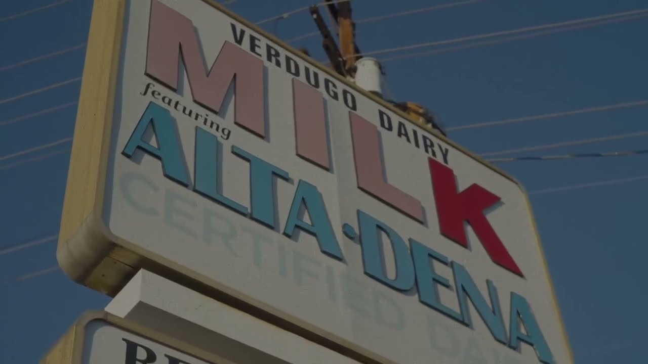 Lucy Loone - Whole Milk (Official Lyric Video)
