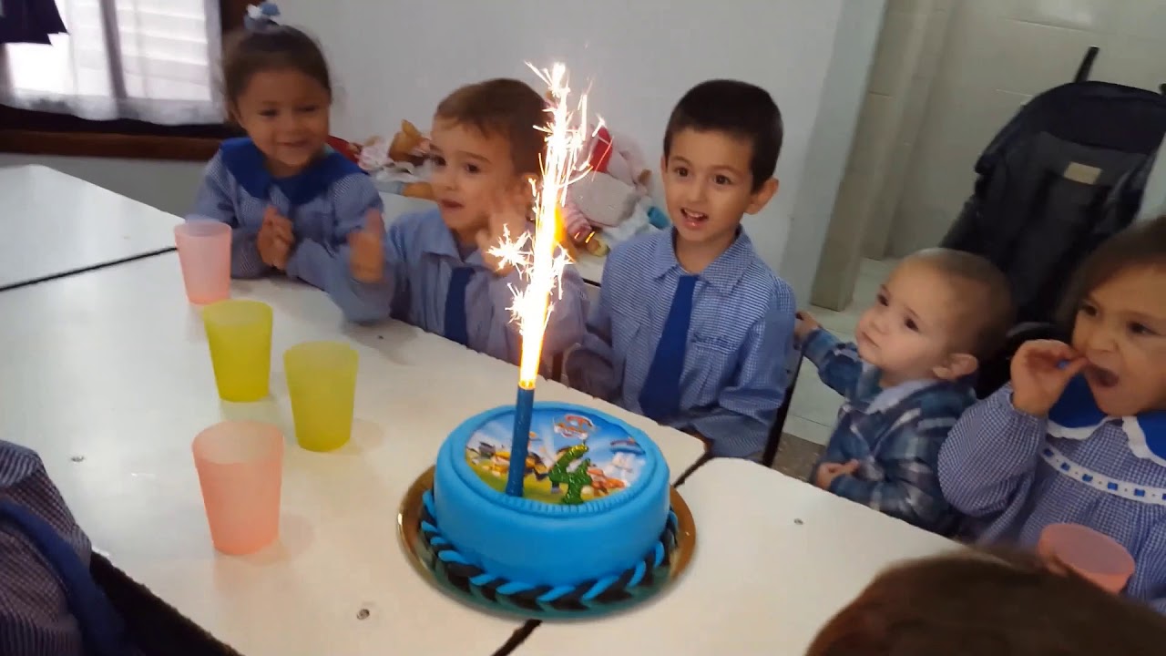 Cumpleaños feliz Santi 3, 4 y 5 años en el Jardín - Tortas de Cars, Paw Patrol y PJ Masks