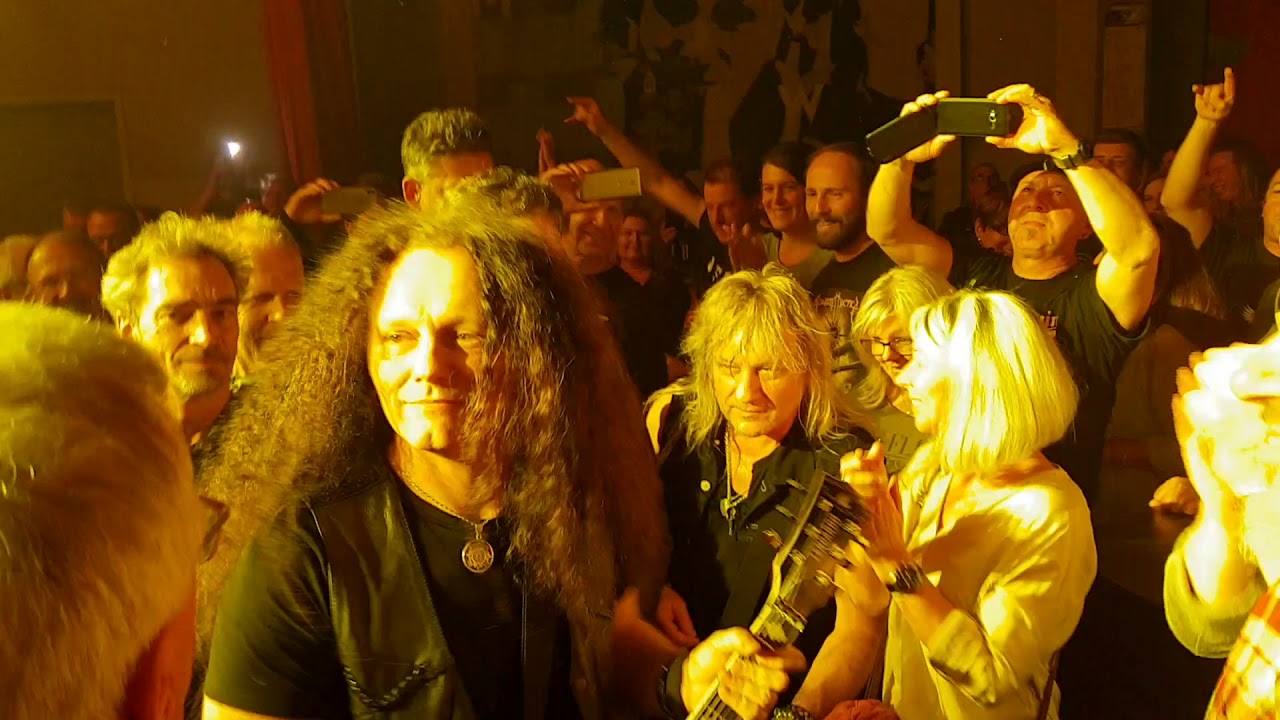 CoreLeoni  Firedance (Gotthard Leo Leoni) Live 10.11.18
