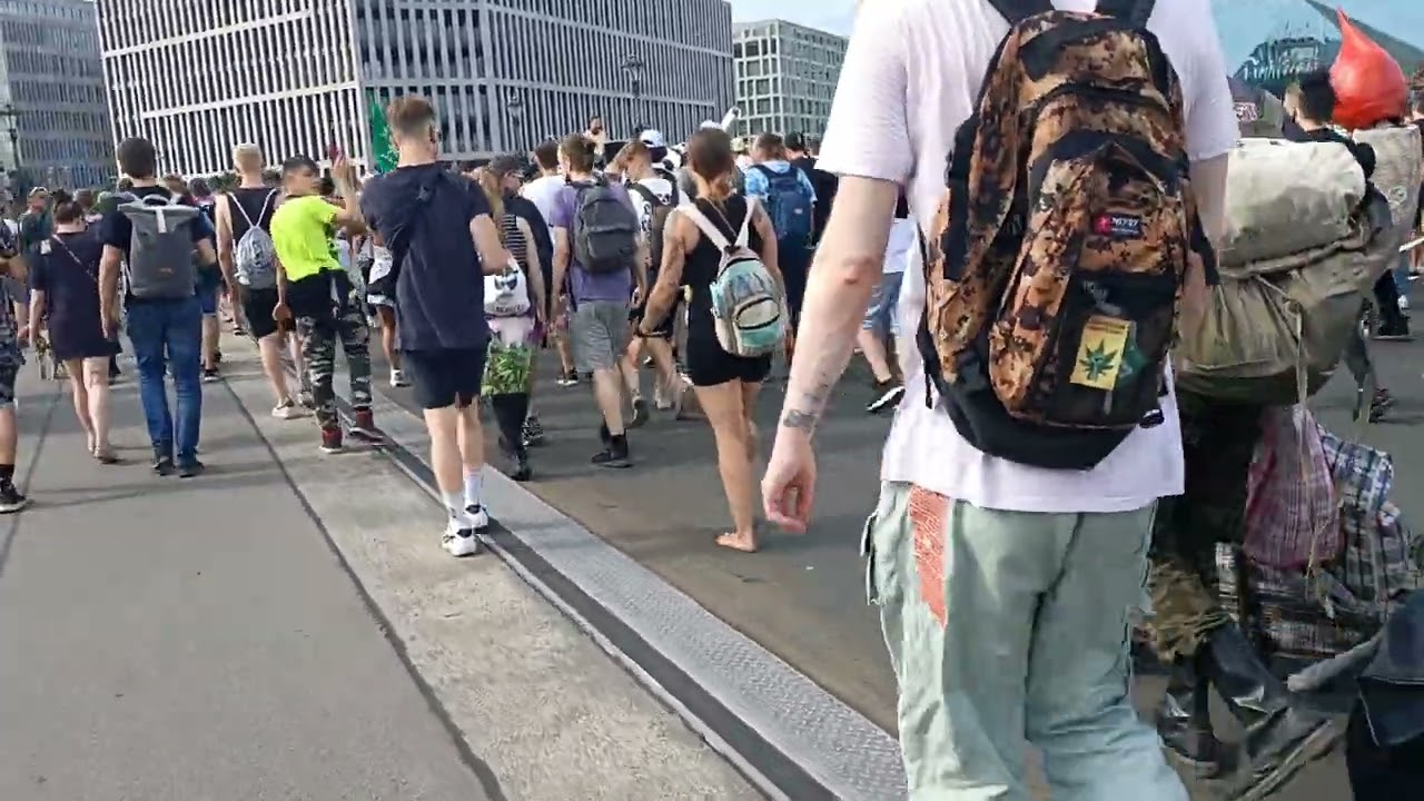 Hanfparade Berl&iacute;n 2022