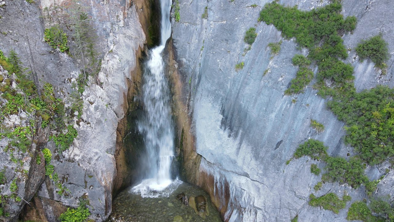 Три каскада Водопадов Шинок Алтайский край 4К. Three cascades of Waterfalls Shinok Altai Territory.