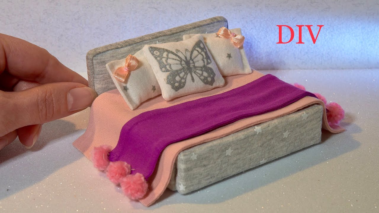 Как сделать кровать для  LPS / DIY make a bed for small toys