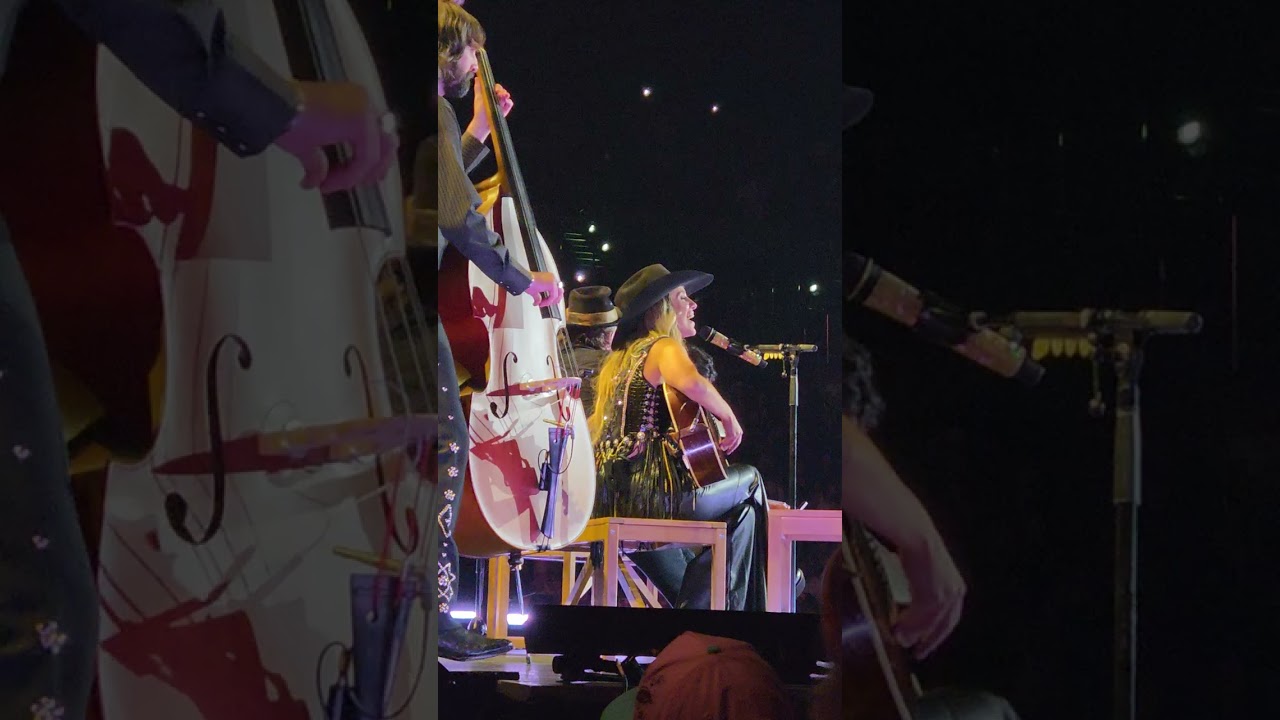 Lainey Wilson Spark Arena Auckland 2026