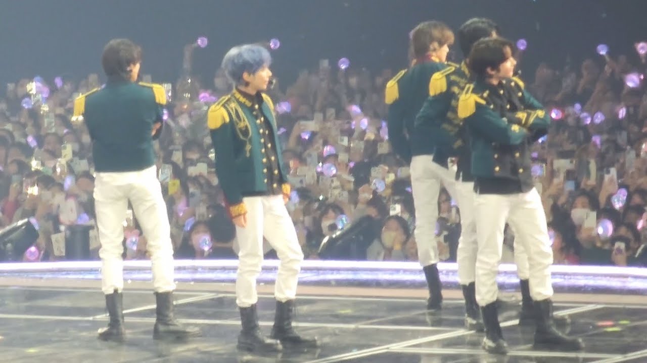 230325 투모로우바이투게더(TXT) ACT : SWEET MIRAGE 콘서트 | 5시 53분의 하늘에서 발견한 너와 나 Blue Hour 사이드캠
