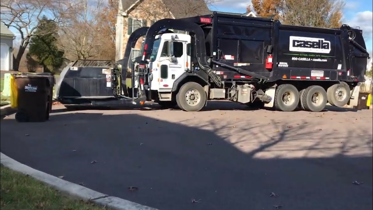 Casella waste systems Pete curotto can garbage truck in action!