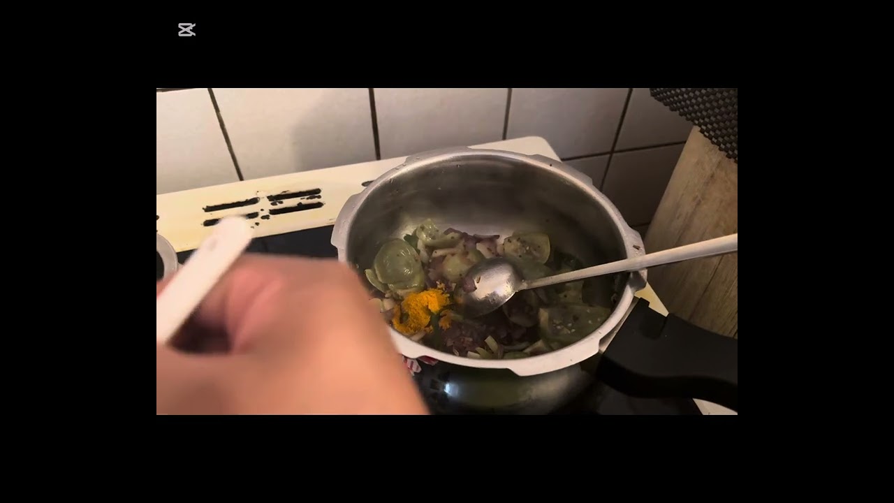 மருத்துவ  பயன் கொண்ட வட்டு கத்திரிக்காய் குழம்பு/vaddu kathirikai kulambu