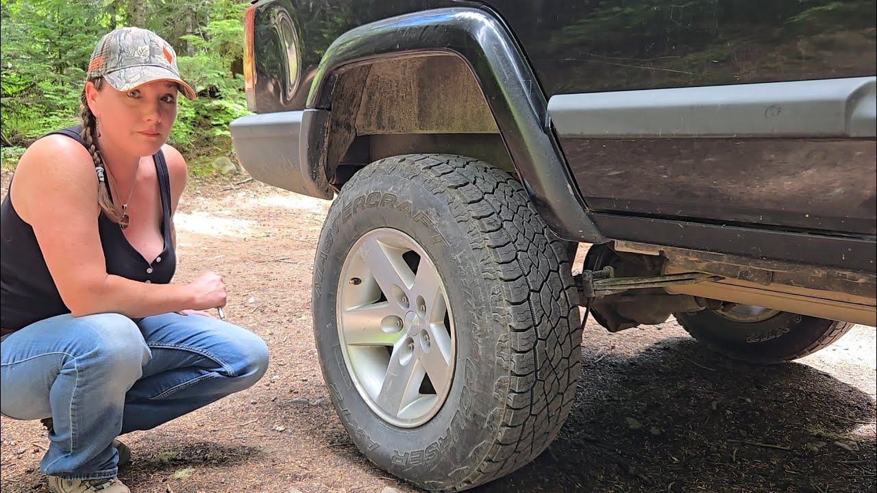 Solo Female Overlanding ~ Tire Trouble On The Trail