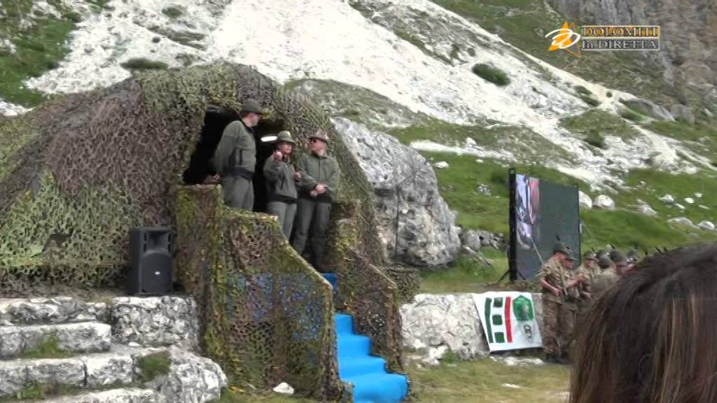 Alpini (Esercito Italiano) al Falzarego - 1