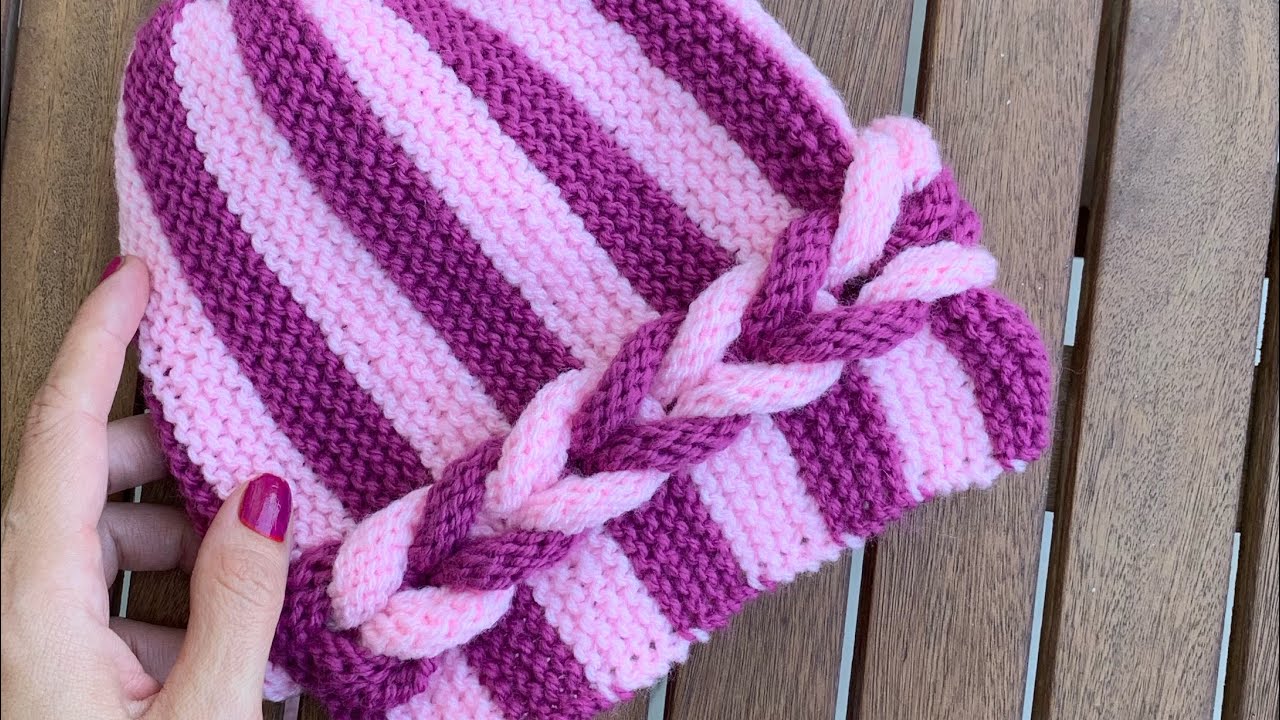 Şişle Örgülü Bere / 3D Cabled Hat