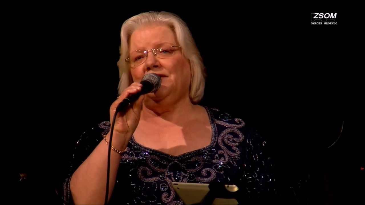 Blue eyes crying in the rain - Wilma Klein Willink & Sandra Vanreys