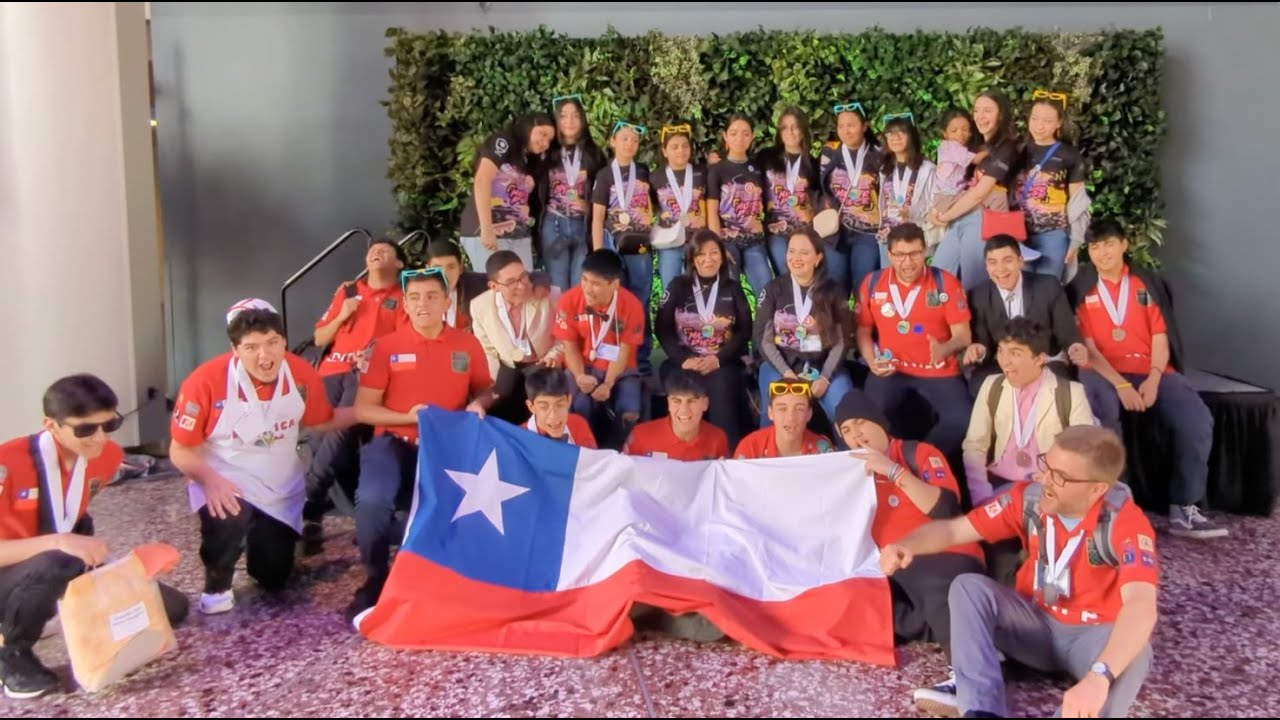 Equipo de Robótica del Colegio PuenteMaipo en Estados Unidos