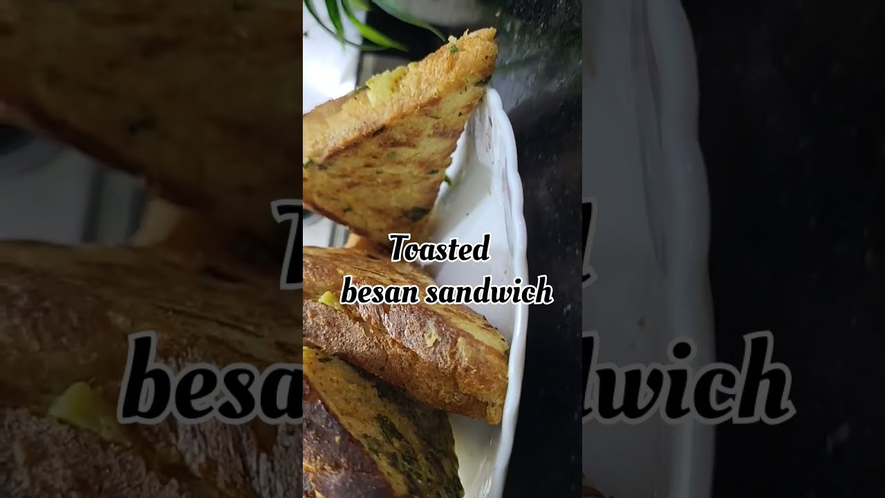 Bina oil mai fry kiye baniye besan k sandwich ya  kahiye besan k pakode #foodie #newrecepie 