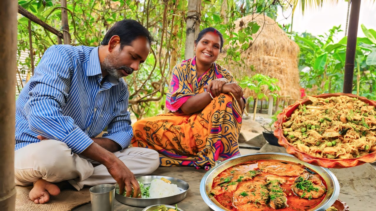 অনেক দিন পর আজ মা রান্না করলো বোয়াল মাছের ঝাল আর পাচমিশালি সবজি দিয়ে বোয়াল মাছের মুড়ো ঘন্ট 😋
