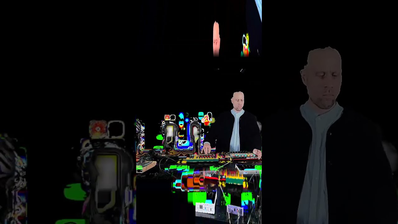Improvised Audiovisual Techno