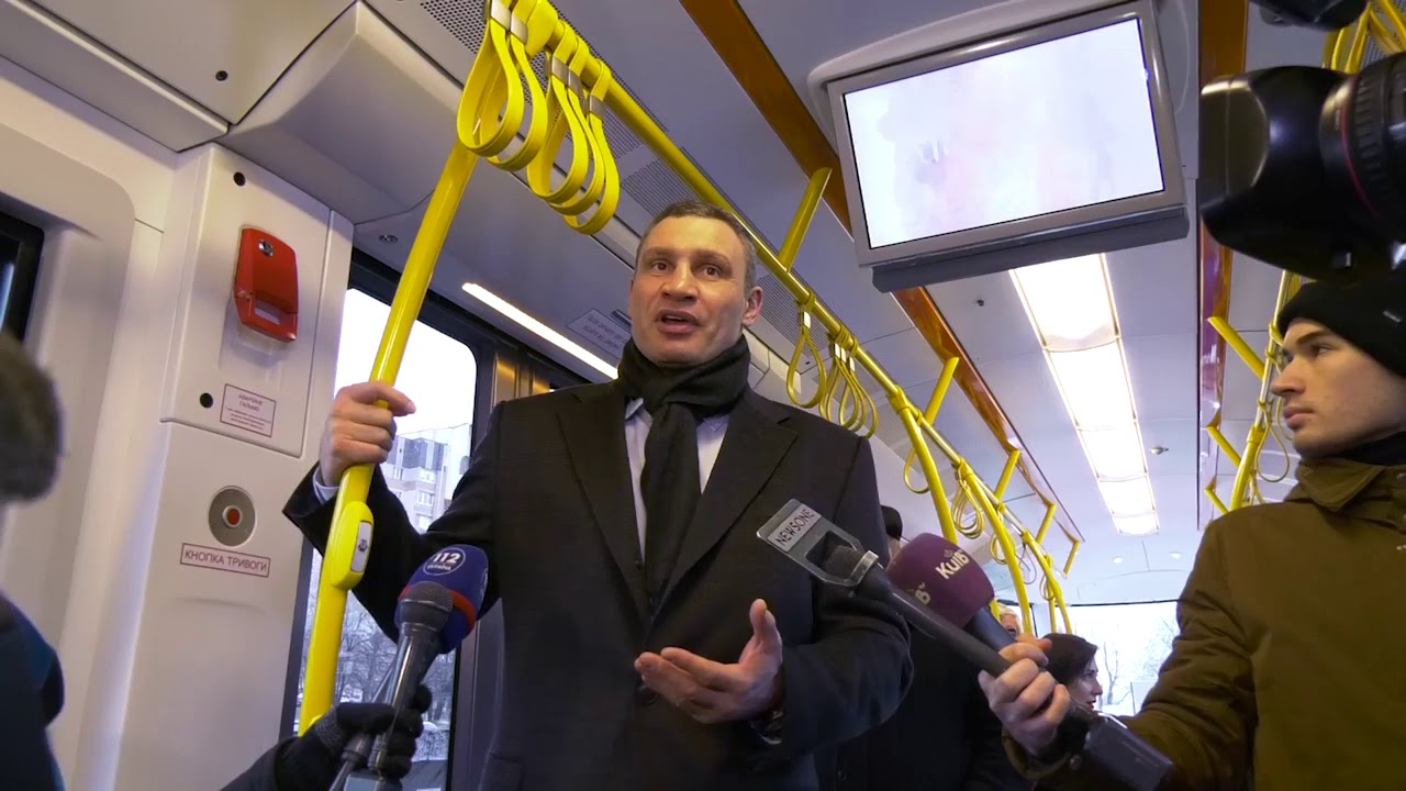 Кличко проїхався новим трамваєм PESA