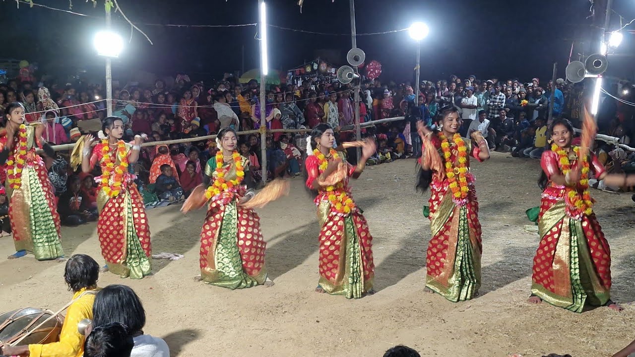 Sonali Mahato Notun Sokhi Mahila chonach || Purulia viral chhou nach !! sakhi mohila chhou