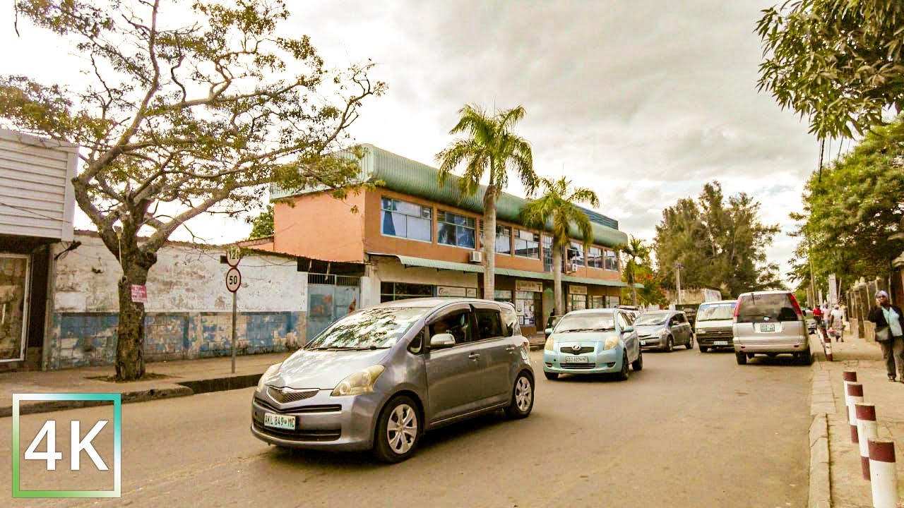 MAPUTO CITY WALK ON RUA DA RESISTÊNCIA