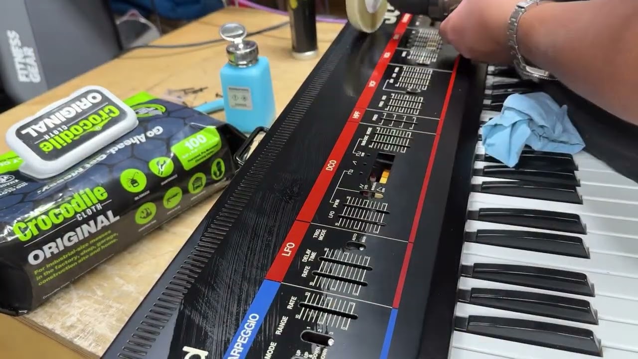 Cleaning Adhesive Residue Off Synthesizers - Juno 60 Meets The Wheel