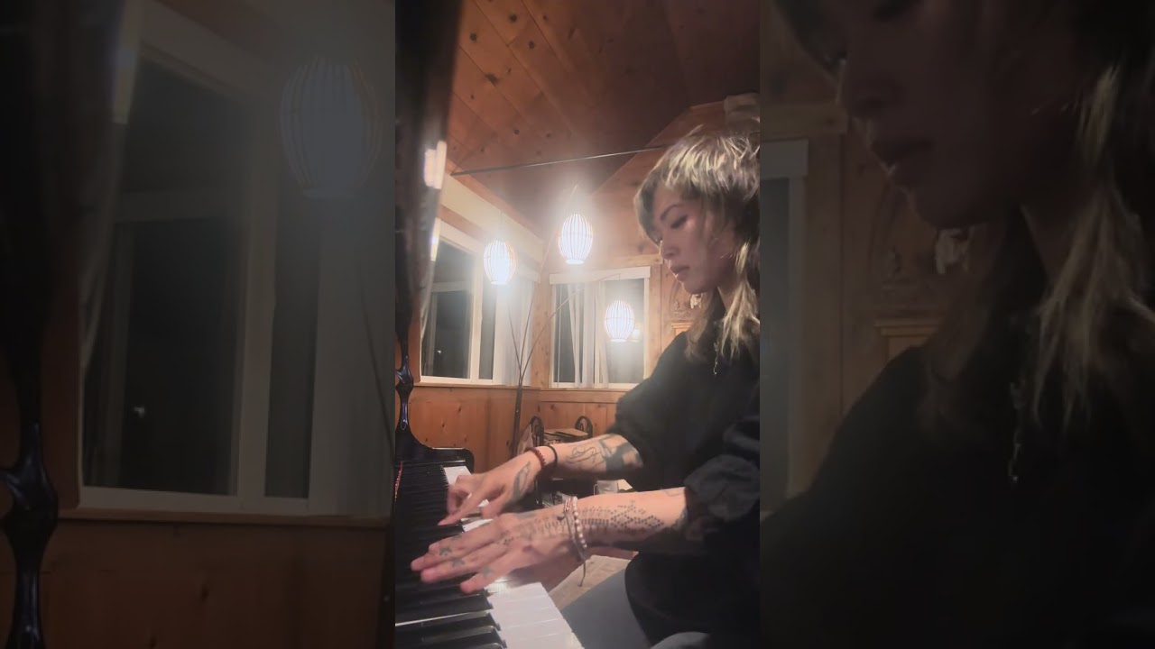learning the first part Jeux d'eau by Ravel #piano #ravel