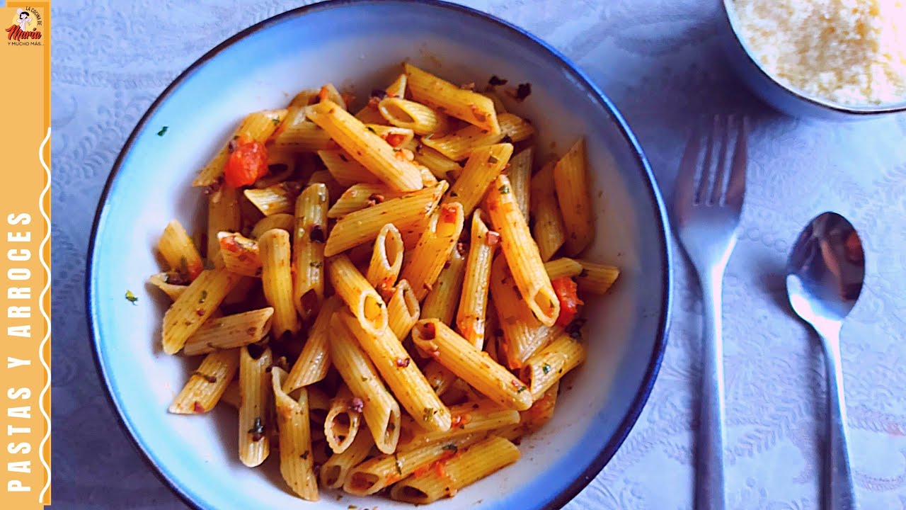 DELICIOSA PASTA, Penne rigate con anchoas, aceitunas y alcaparras
