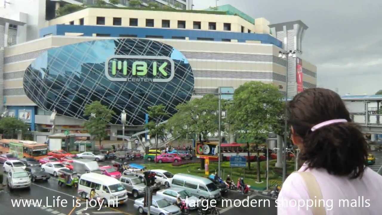 Thailand Bangkok travelreport with Skytrain, Tuk-tuk, boat etc to tourist attractions and malls