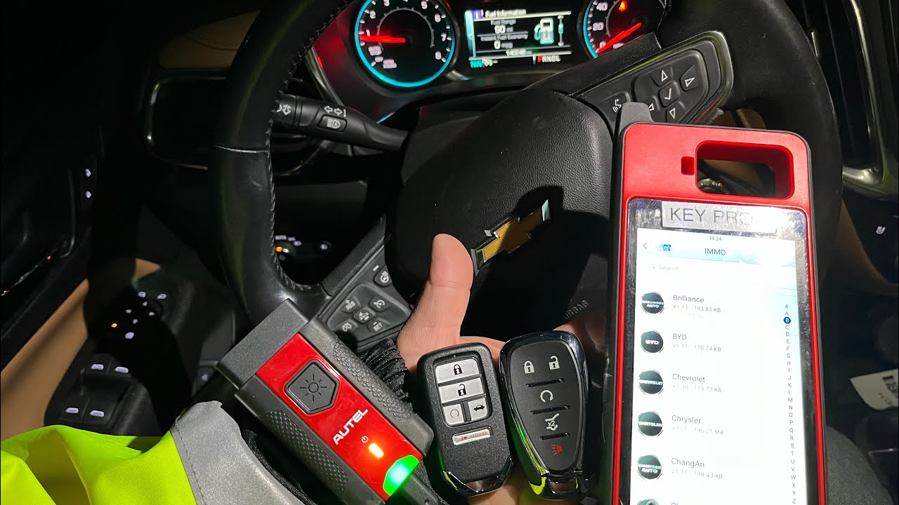 CHEVY EQUINOX 2017-2021 (AUTEL KM100 UNIVERSAL SMART KEY)