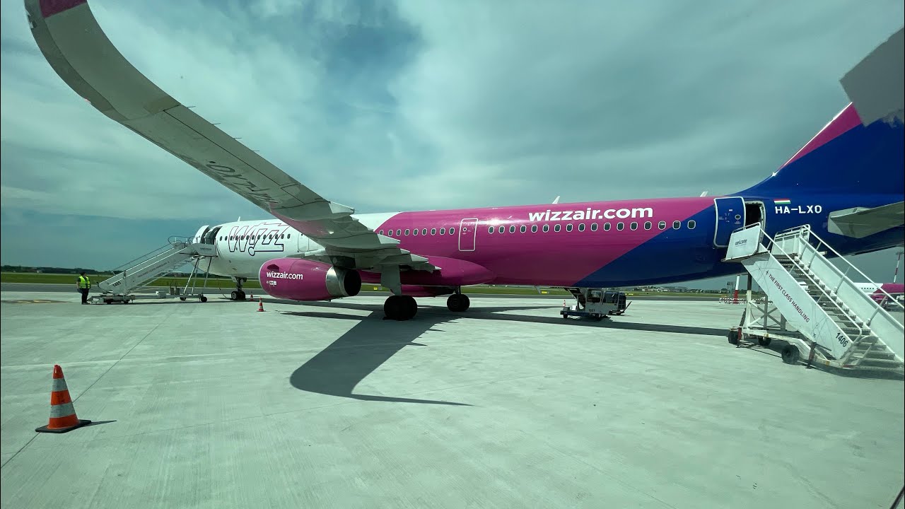 Warsaw Chopin-Rhodes Airbus A321-231 Wizz Air(HA-LXO)