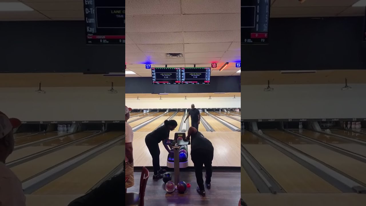 Sunday League 🔥#bowling#bowlervibes #livestreams#bowlingcenter#youtuber#livevideo#shorts#viral