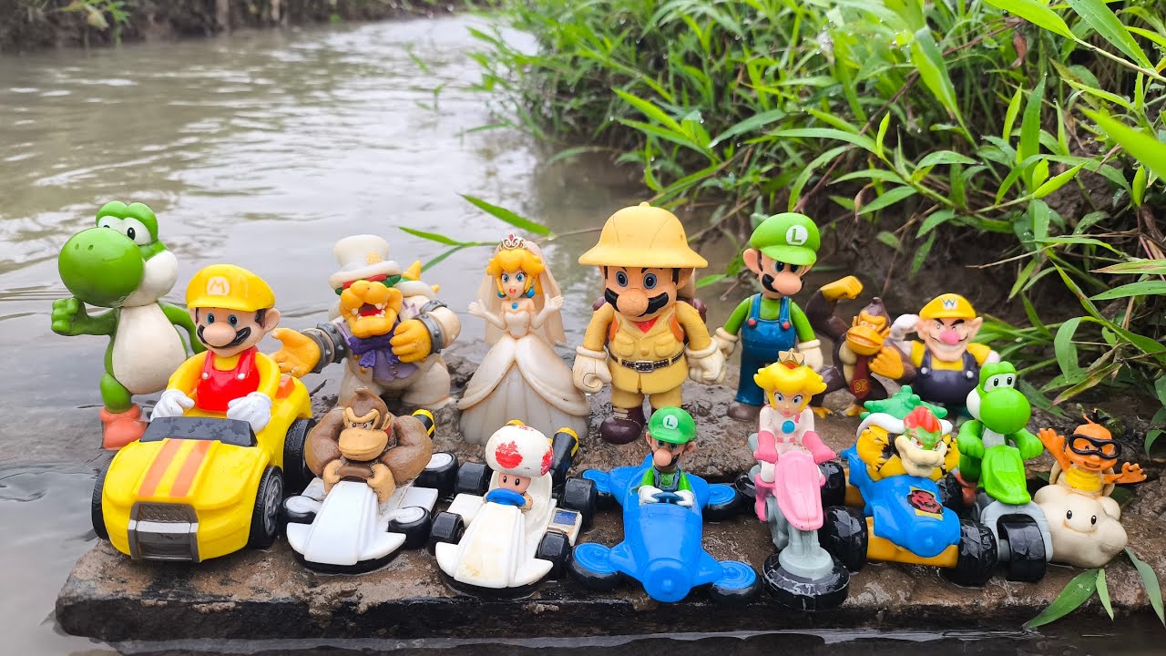 Super Mario bros: Princess peach|Mario|Luigi|Yoshi|Toad|Koopa troopa|goomba mario|Bowser|donkey kong