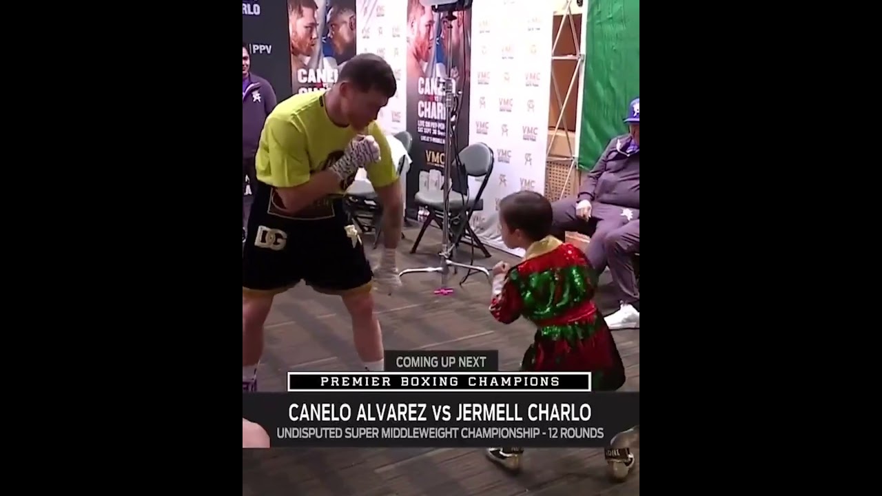 Qu&eacute; momento entre Canelo y su hijo 🥊 #Shorts | ESPN Deportes (via @showtimeboxing)