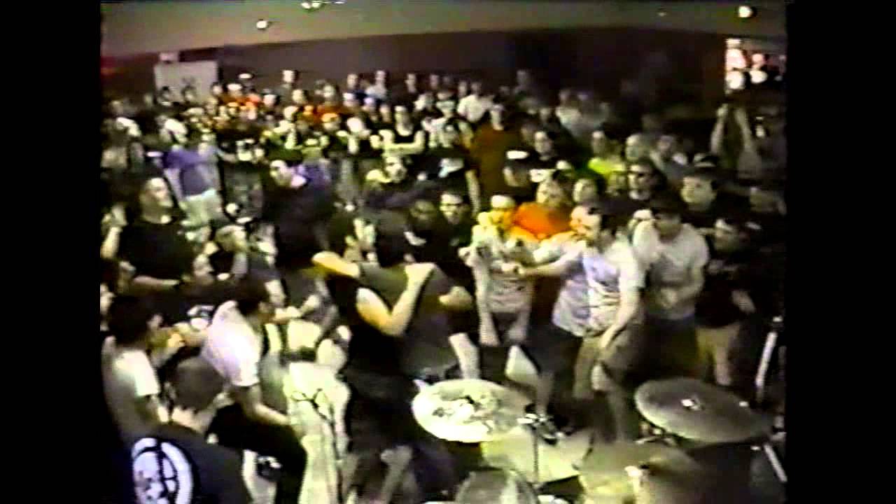 Modern Life Is War - live at Posi Fest 03, Wilkes Barre, PA 07/2003