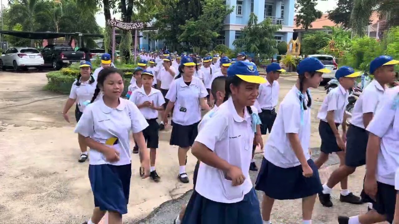 กิจกรรมแห่เทียนจำนำพรรษา | อนุบาลพระสมุทรเจดีย์ 2568