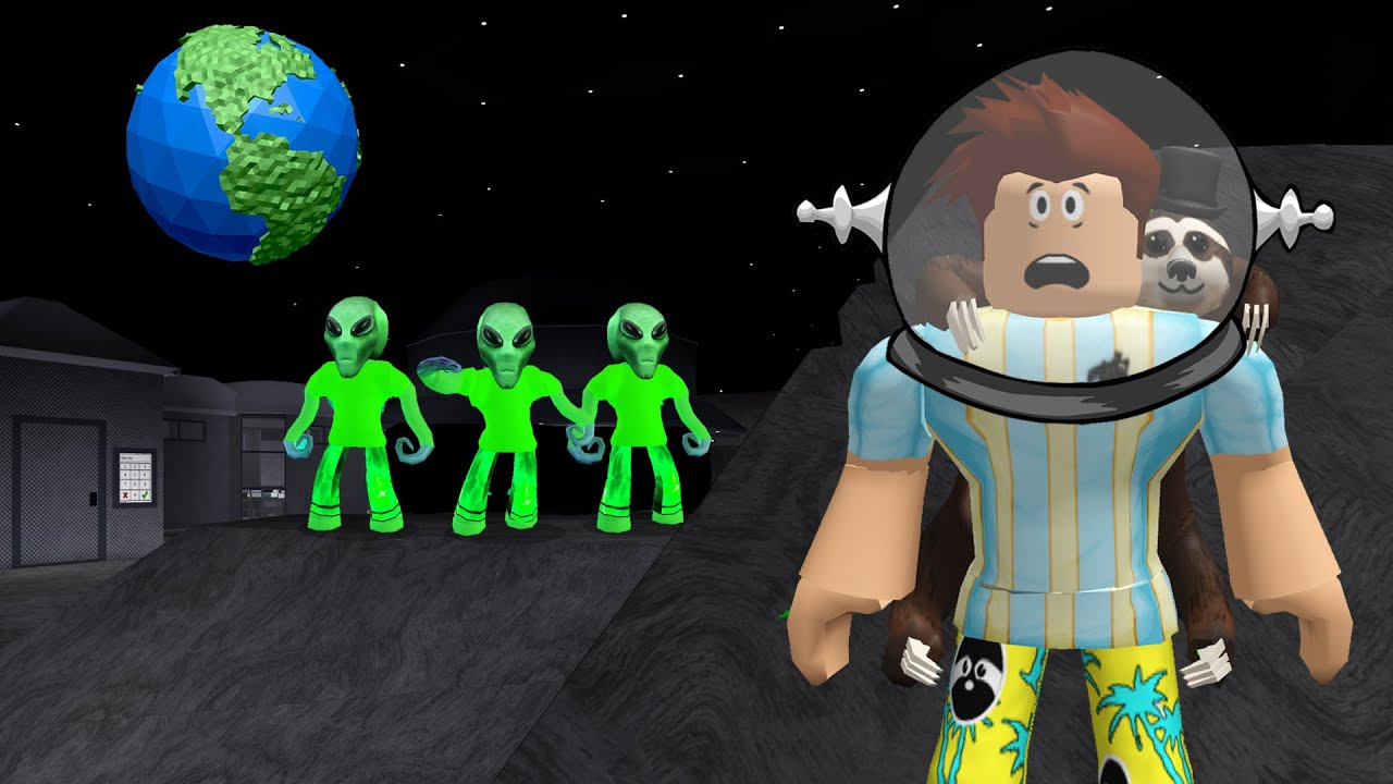 I Went To BLOXBURG SPACE.. Aliens Had EVIL Secrets! (Roblox)