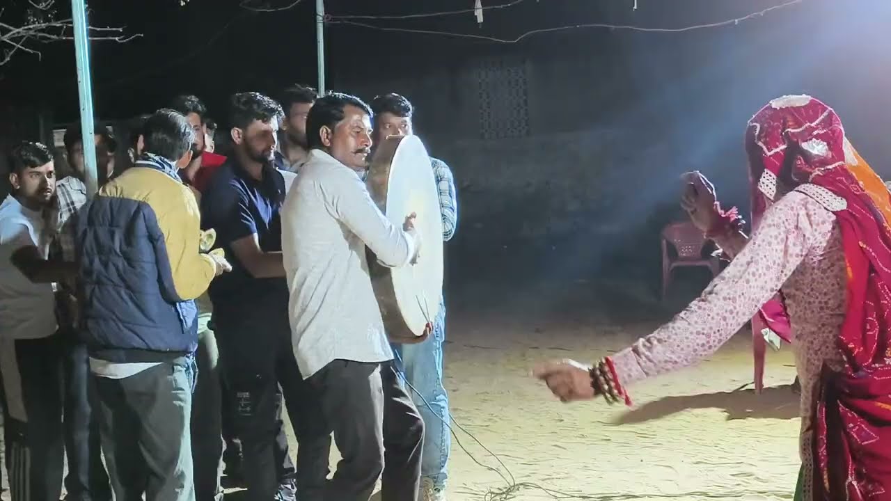 भिक्षा मांगने आया रे जोगी रामचंद्र दरबार।। गांव में होली के मजे।। भानपुरा मंडली #holi 