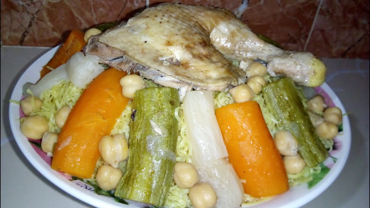 وصفة تقليدية بامتياز_ رشتة عاصمية بالجاج مرقة بيضاء و الخضر /Rechta algeroise à la sauce blanche