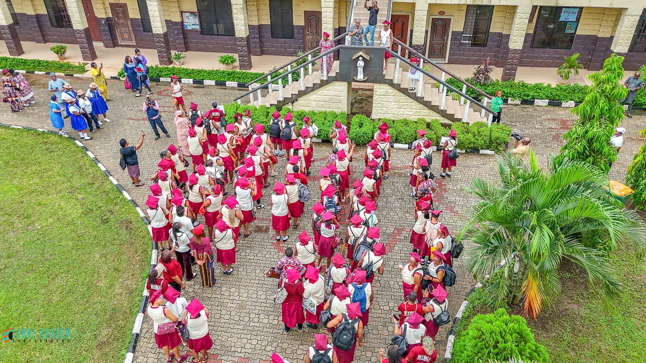HOLY CHILD COLLEGE, IKOYI BACK TO SCHOOL