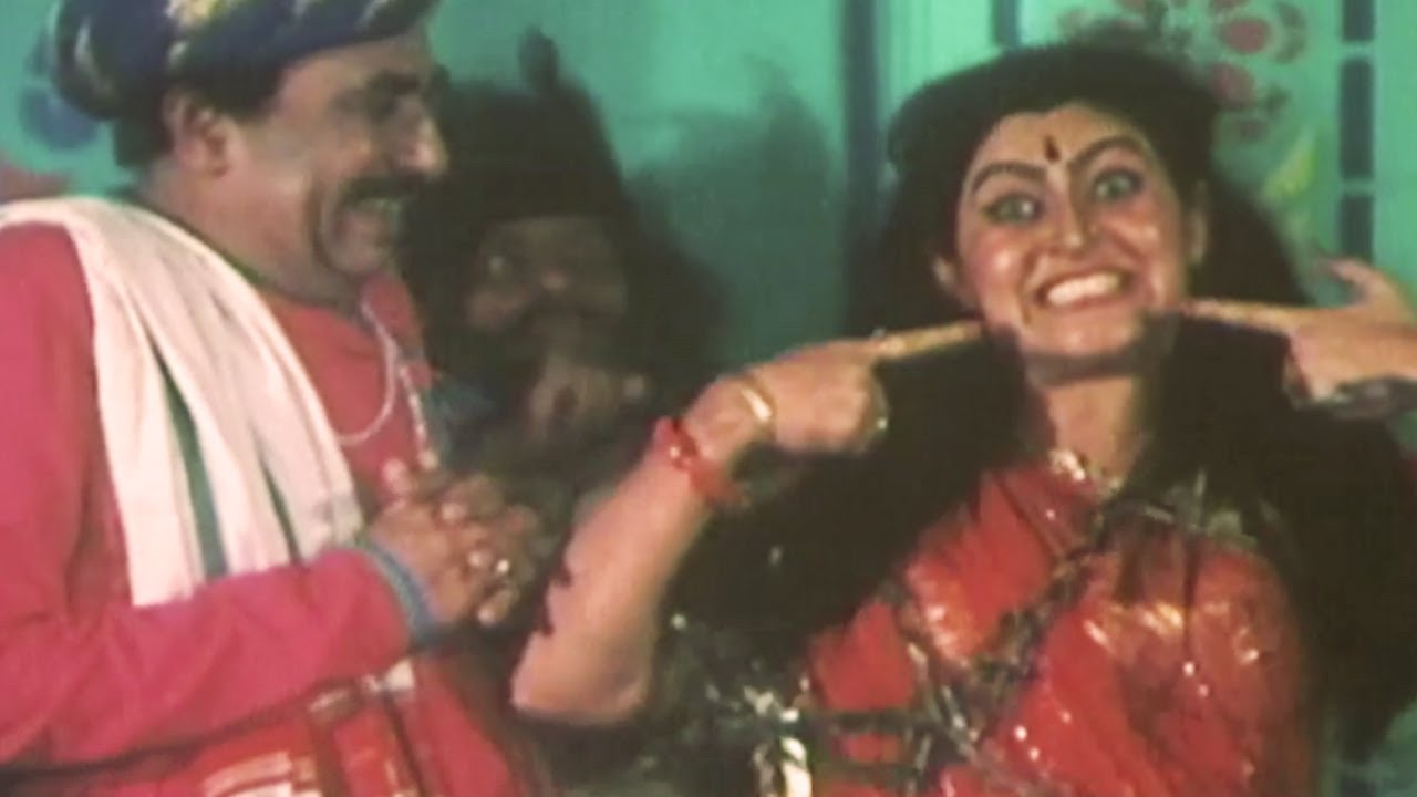 Meera Dataar - Gujarati Comedy Scene 12/15