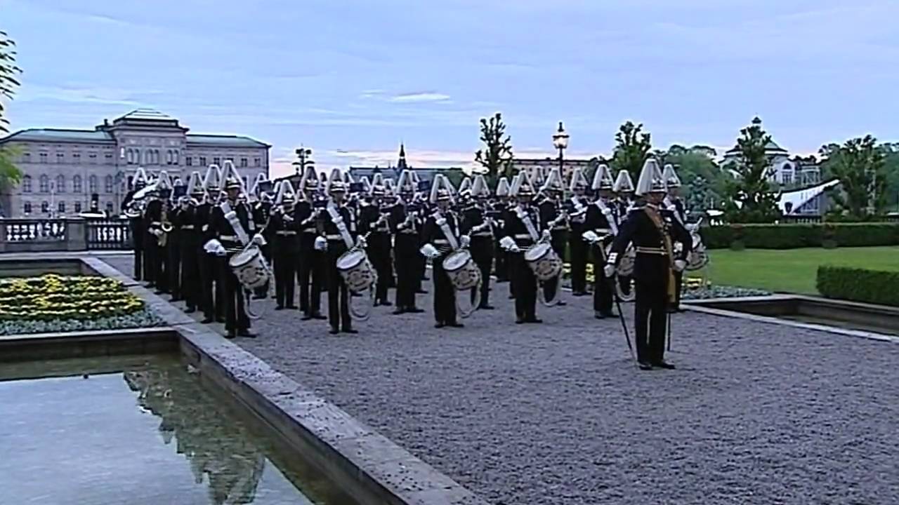 Arméns Musikkår 2009 - Under blågul fana