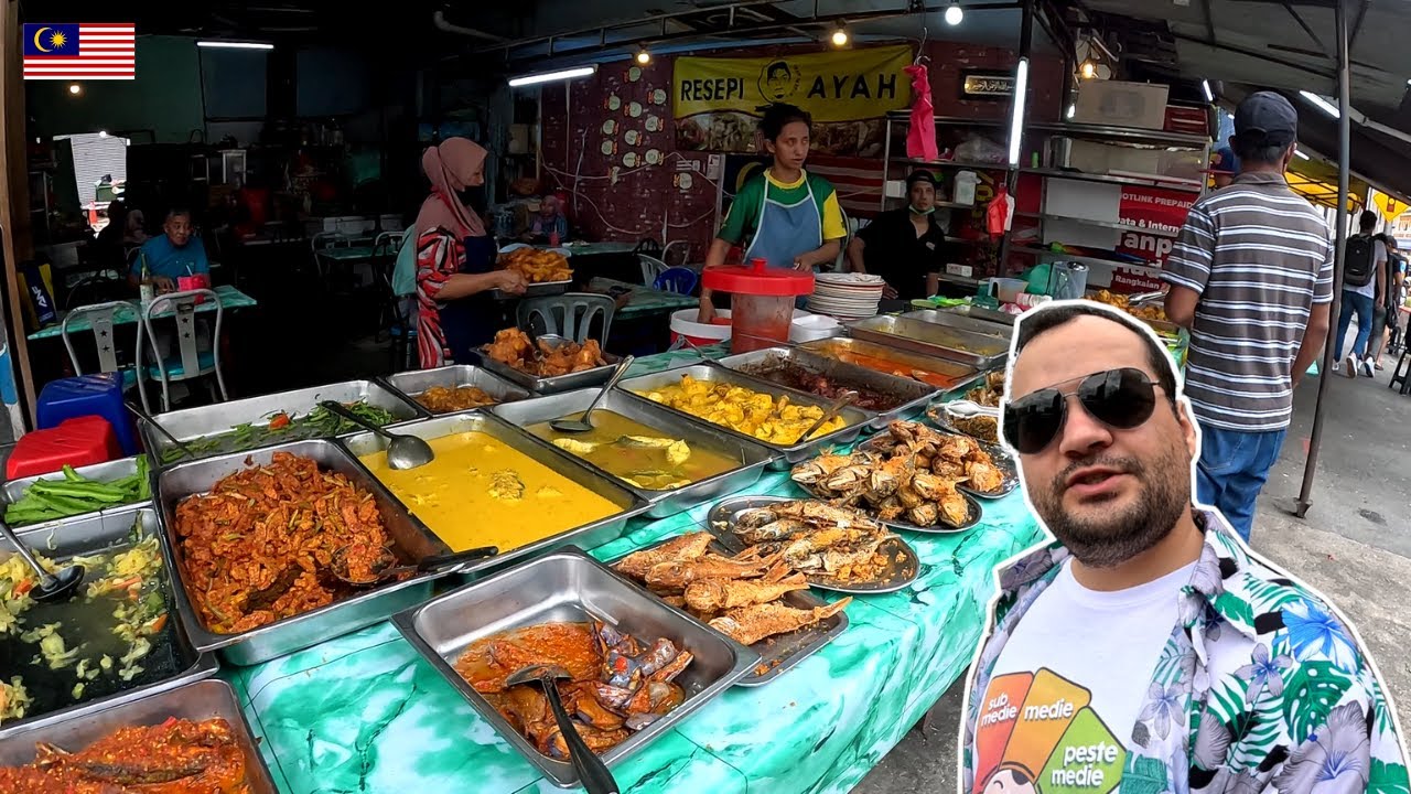 AM AJUNS IN KUALA LUMPUR: STREET FOOD PRINTRE SOBOLANI (MALAEZIA)