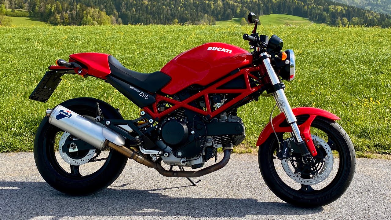 Ducati Monster 695 - Termignoni Exhaust Sound [1080p60FPS] 