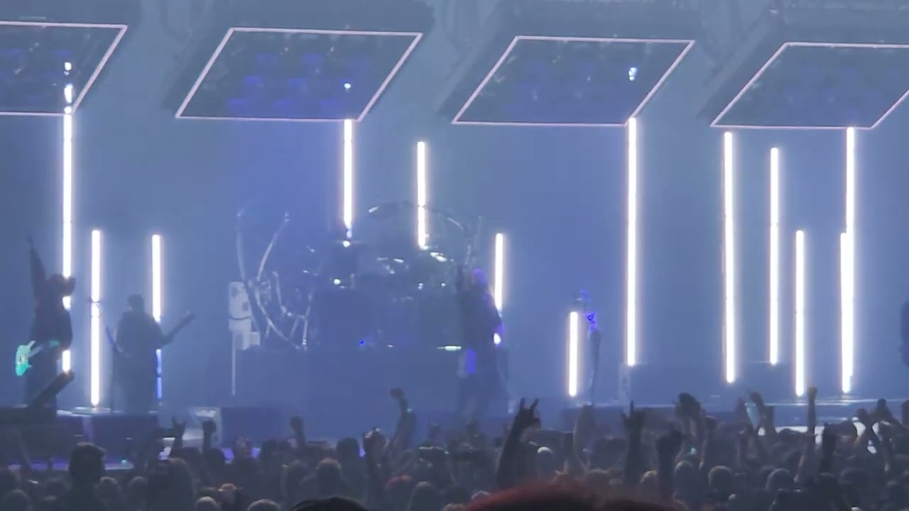 Korn - Blind Live in London 