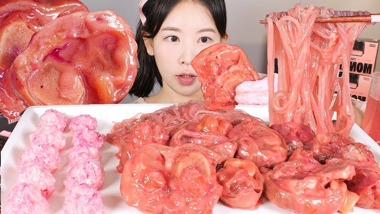 핑크 특집💗 맵느 조합의 우족찜 소힘줄찜 후식은 아이스크림🍦먹방  Pink braised Beef Feet & Tendon  [eating show] mukbang